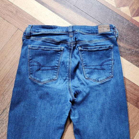 American Eagle Outfitters Medium Wash Hi-Rise Skinny Kick Jeans Size 8 - Picture 14 of 16